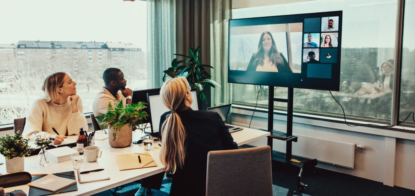 AI powered hybrid working